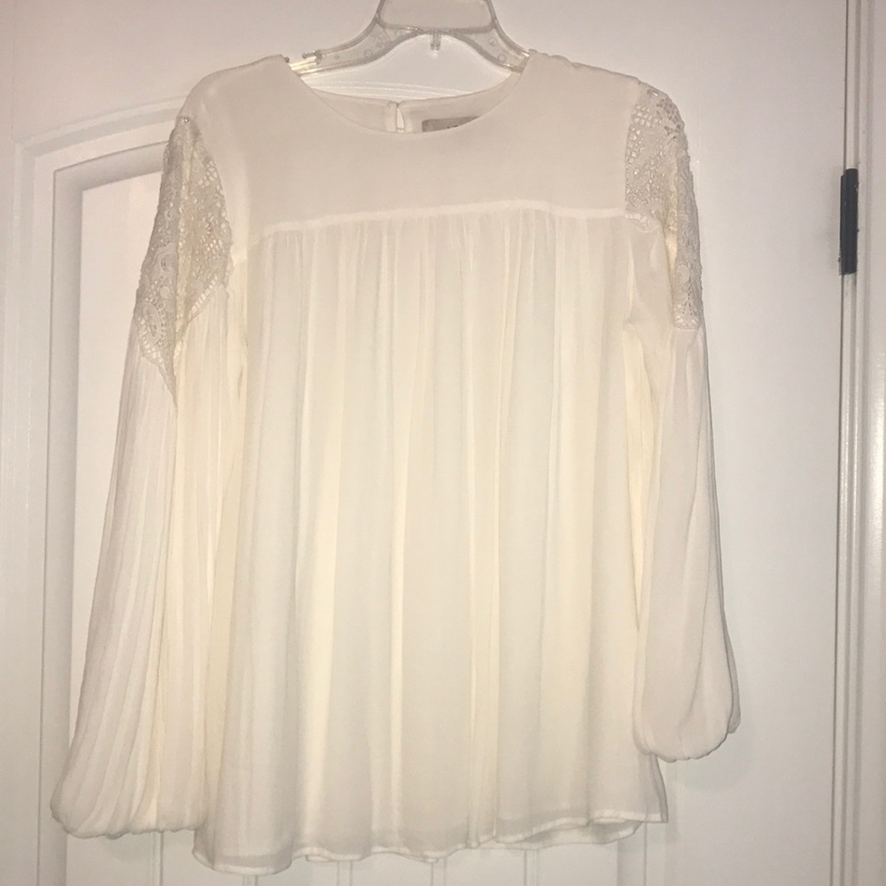 Loft balloon sleeve with lace detail top- ivory